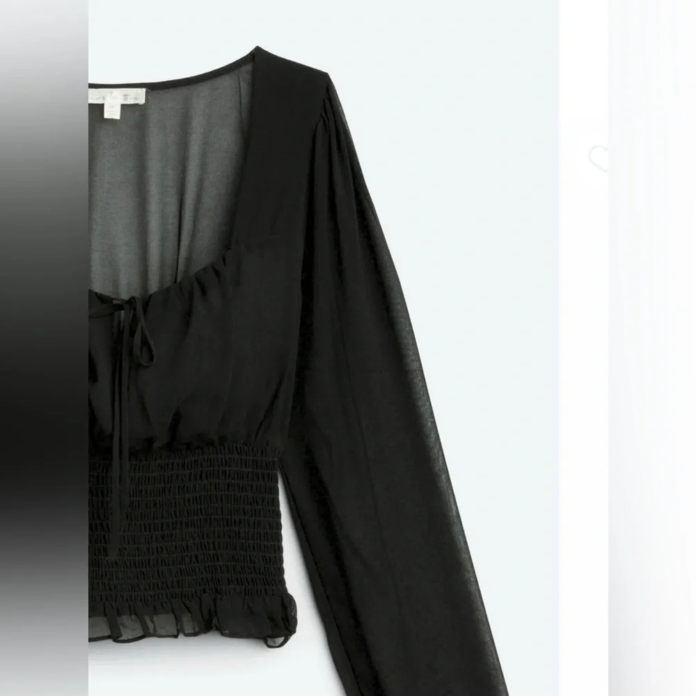 NWOT Nine Britton Willow Sheer Sleeve Smocked Blouse - Picture 6 of 6